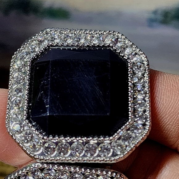 Statement Bracelet Silver and Black Stretch - Picture 6 of 6